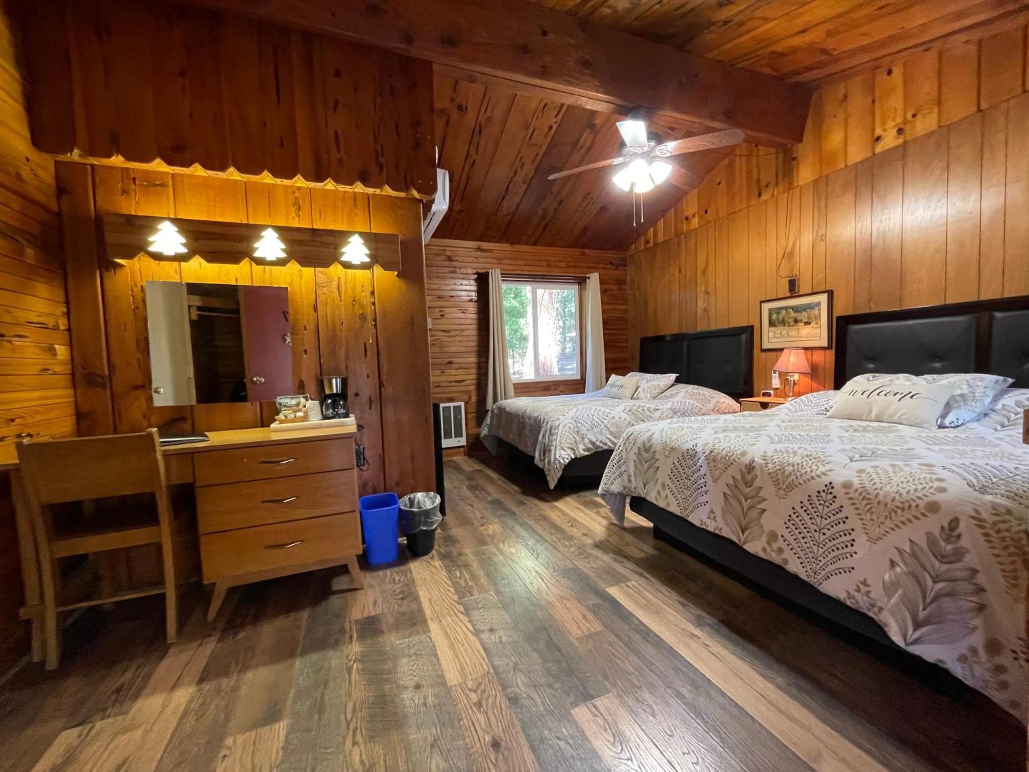 Sierra Sky Lodge Sloat エクステリア 写真