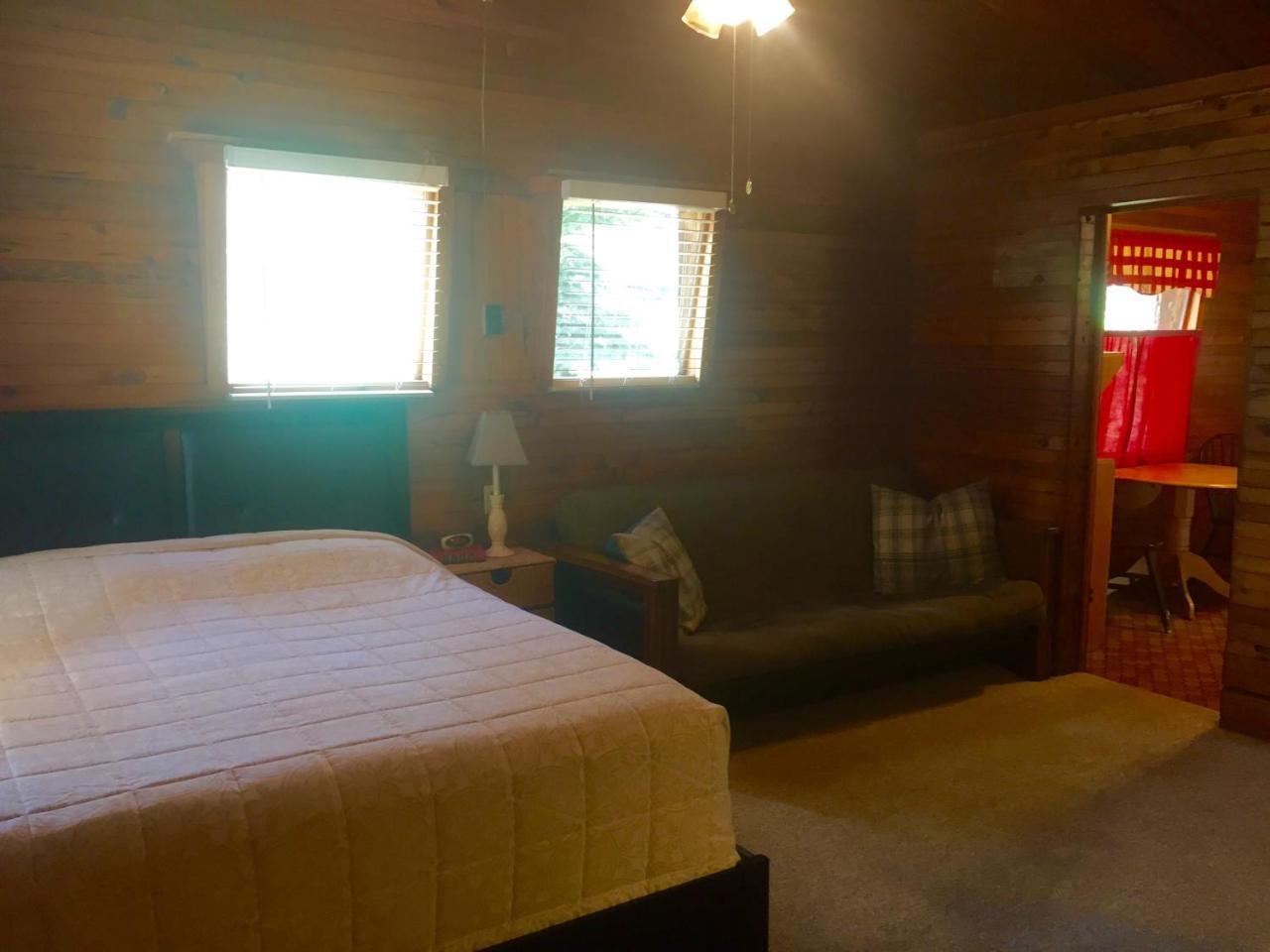 Sierra Sky Lodge Sloat エクステリア 写真