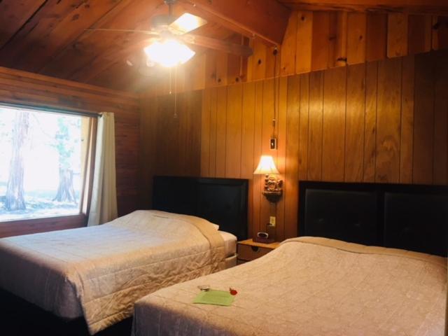 Sierra Sky Lodge Sloat エクステリア 写真