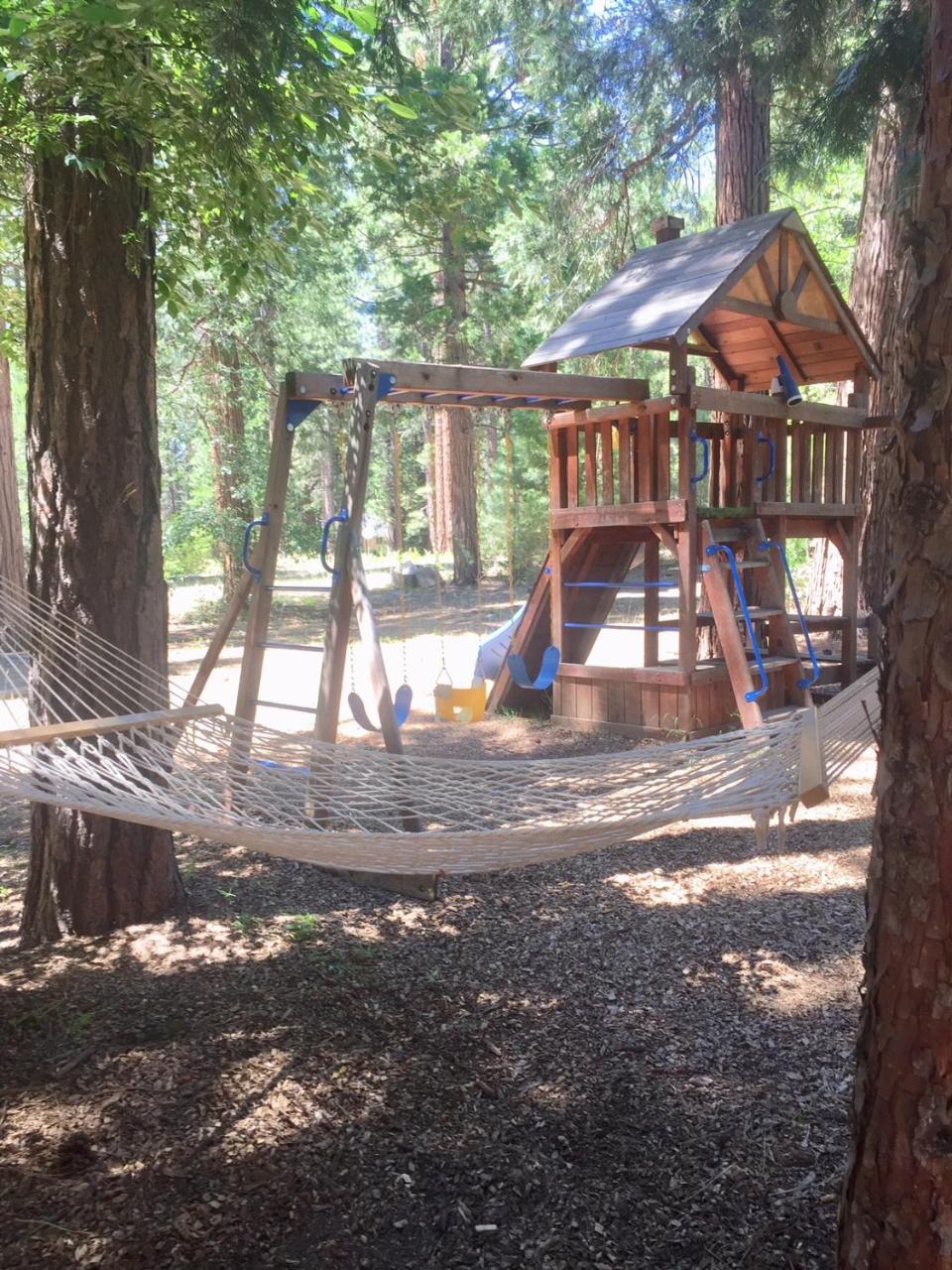 Sierra Sky Lodge Sloat エクステリア 写真